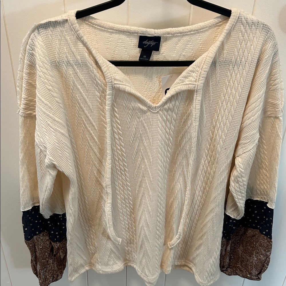 Buckle daytrip top